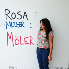 Ação na Casa Rosa Mulher